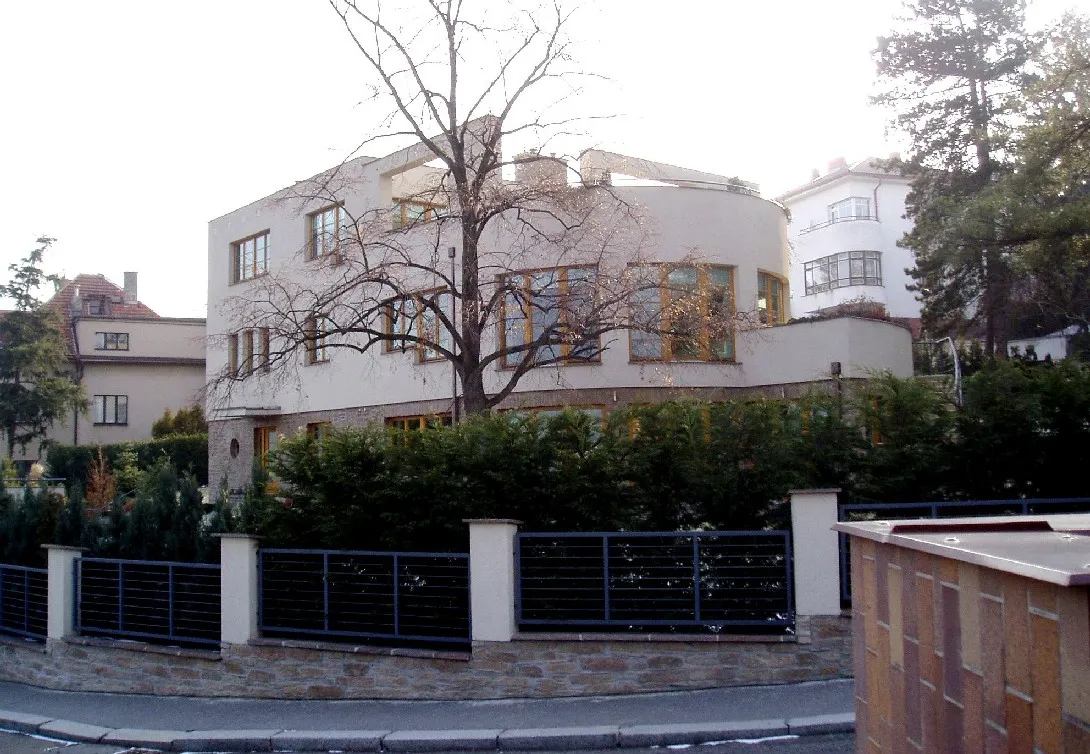 Vila Hugo