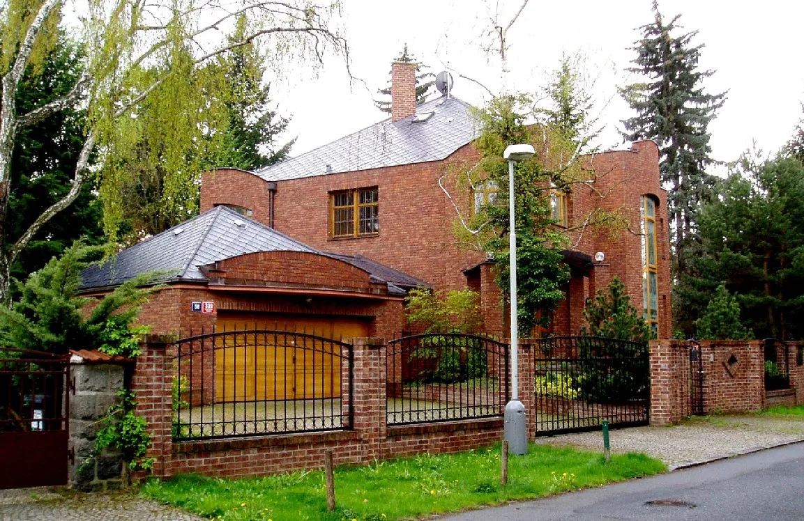 Hodkovičky - Postsecesní vila